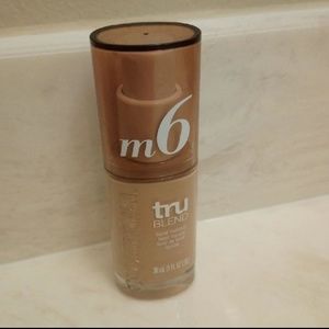 Covergirl Tru Blend M6 Liquid Foundation